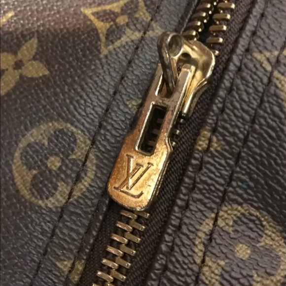 Authentic Vintage LV suitcase. SOLD - Picture 6 of 8